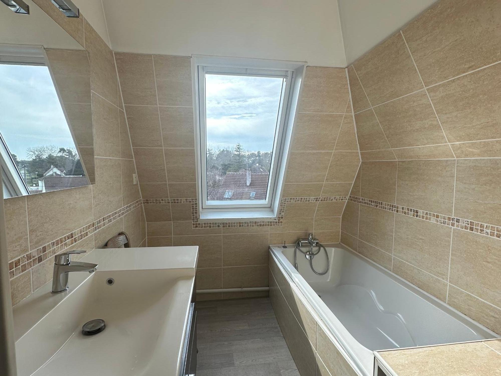 Appartement 3 Pieces A Cabourg, 300M De La Plage, 6 Pers, Balcons, Parking, Animaux Acceptes - Fr-1-487-296 Luaran gambar